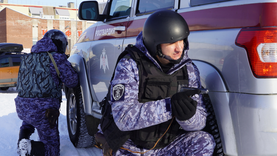 В НАО сотрудники вневедомственной охраны Росгвардии выявили и пресекли более 350 правонарушений