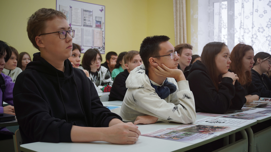 Росгвардия и ФСТИ НАО проводят комплекс интерактивных занятий для молодёжи в честь Дня призывника