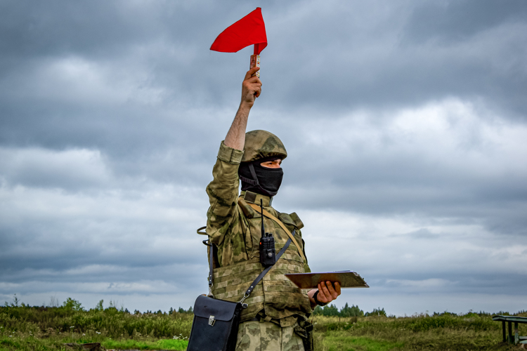От Санкт-Петербурга до Нарьян-Мара: Артиллеристы СЗО Росгвардии отмечают профессиональный праздник
