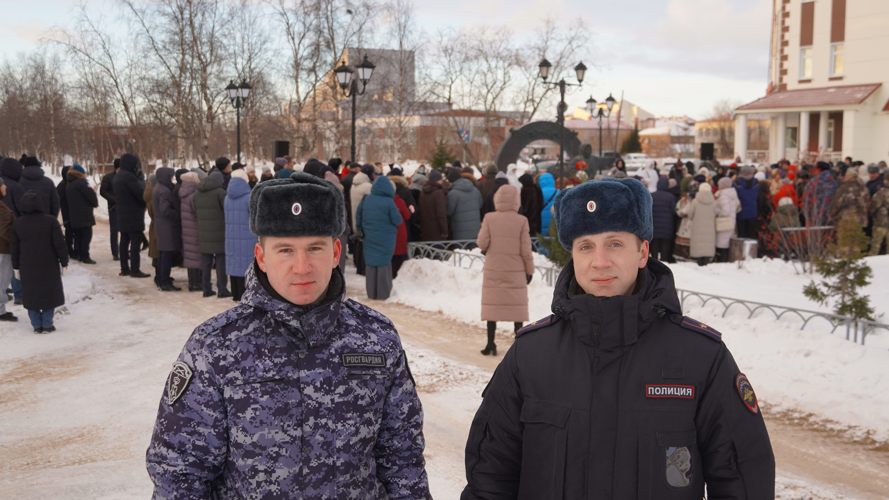 В Нарьян-Маре Росгвардия и полиция обеспечили безопасность более 100 участников Дня памяти оленно-транспортных батальонов