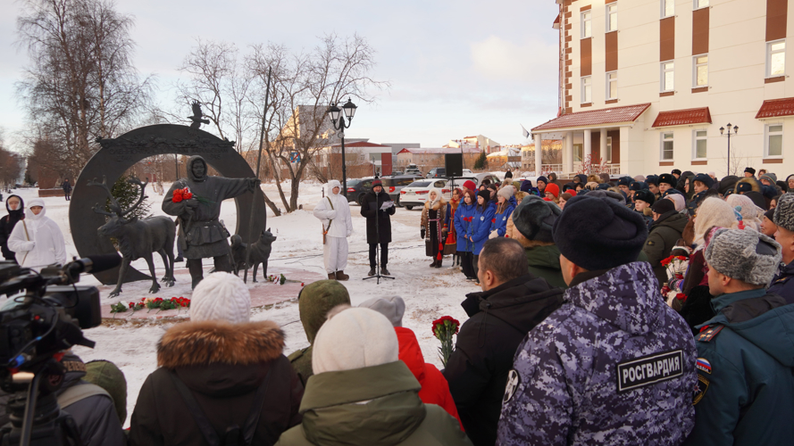 В Нарьян-Маре Росгвардия и полиция обеспечили безопасность более 100 участников Дня памяти оленно-транспортных батальонов