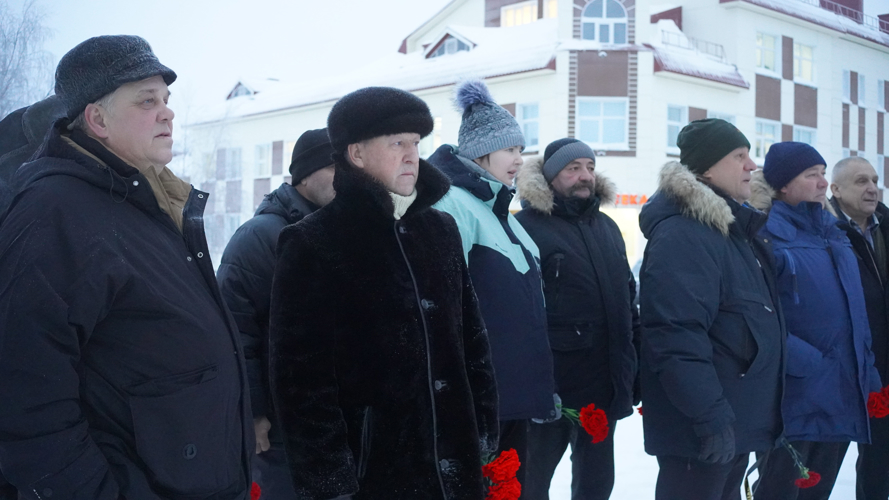 В Нарьян-Маре Росгвардия и полиция обеспечили безопасность на митинге в годовщину ввода войск в Афганистан