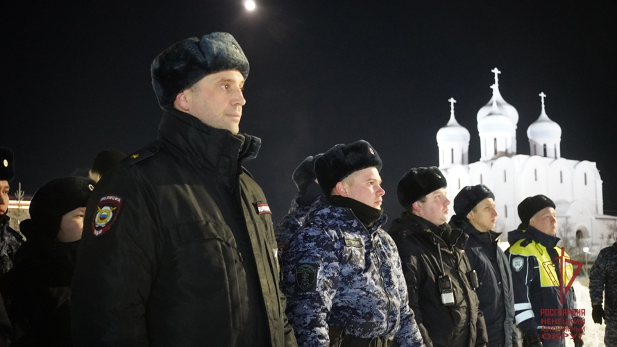 В Нарьян-Маре Росгвардия и полиция обеспечили безопасность более 400 участников празднования Рождества Христова
