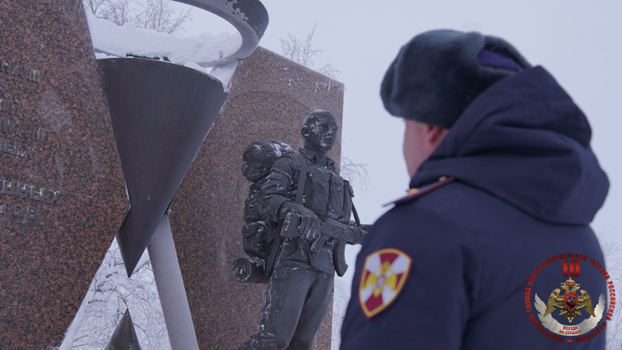 В Нарьян-Маре Росгвардия и полиция обеспечили безопасность более 80 участников патриотического митинга