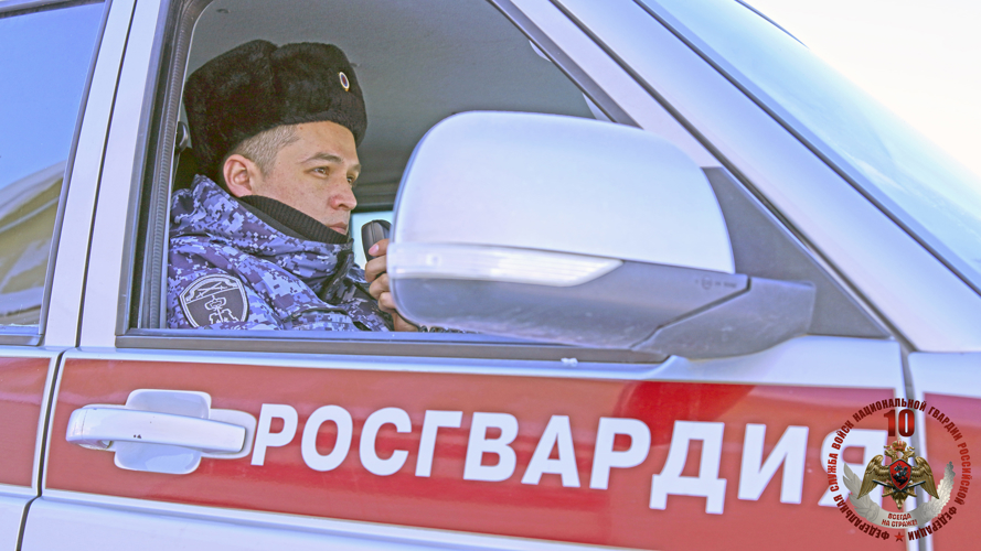 Агрессор с ножом, драка подростков и тренировка по антитеррору – на какие сообщения выезжала Росгвардия в НАО