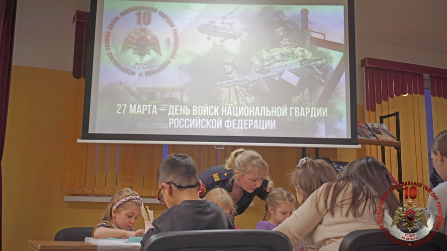 В Ненецком автономном округе в честь 10-летия Росгвардии провели творческие мастер-классы для юных друзей ведомства
