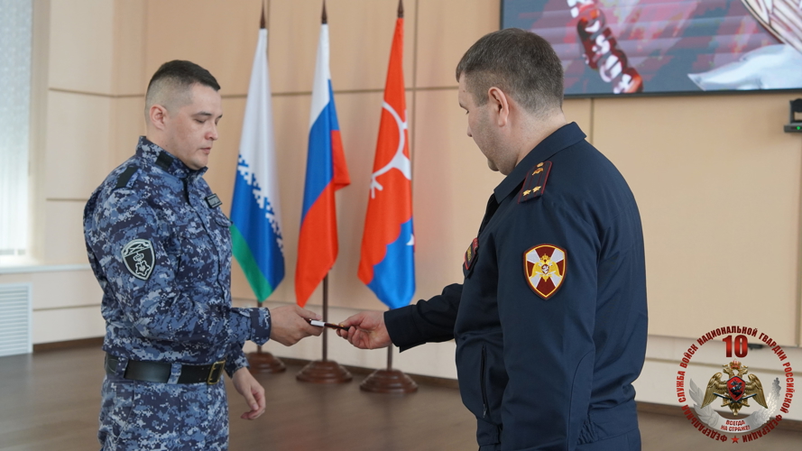 В Нарьян-Маре провели торжественную церемонию награждения в честь 10-летия Росгвардии