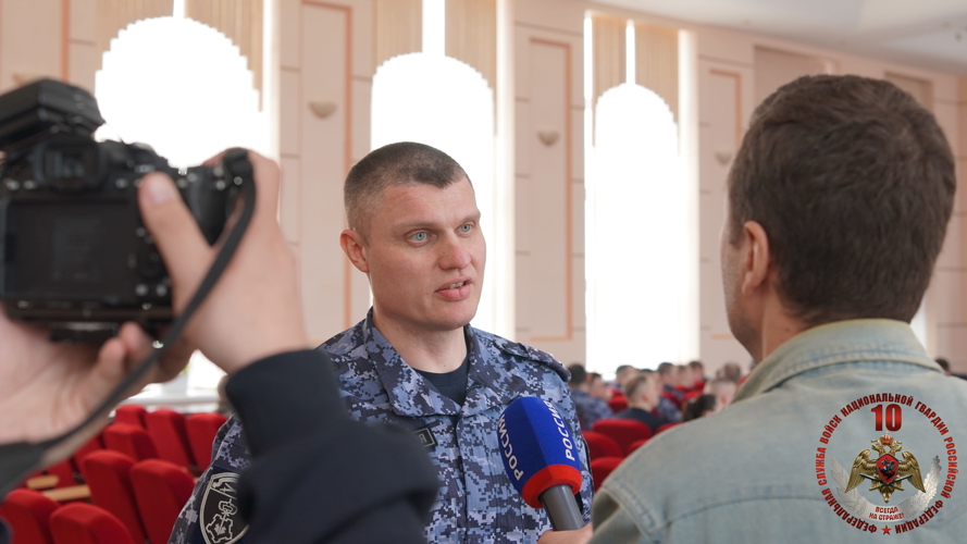 В Нарьян-Маре провели торжественную церемонию награждения в честь 10-летия Росгвардии