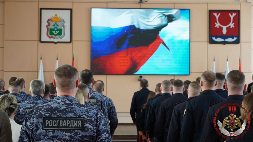 В Нарьян-Маре провели торжественную церемонию награждения в честь 10-летия Росгвардии