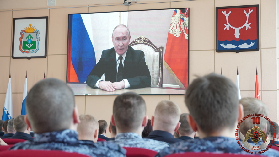 В Нарьян-Маре провели торжественную церемонию награждения в честь 10-летия Росгвардии