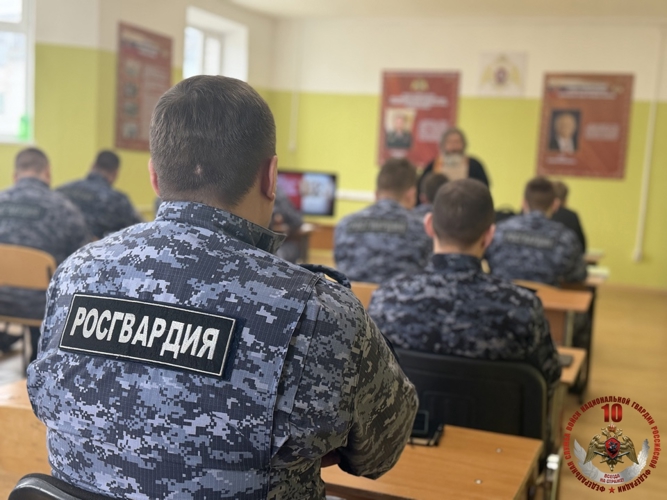 Для росгвардейцев НАО провели духовный урок о вечных ценностях в свете праздника Пасхи