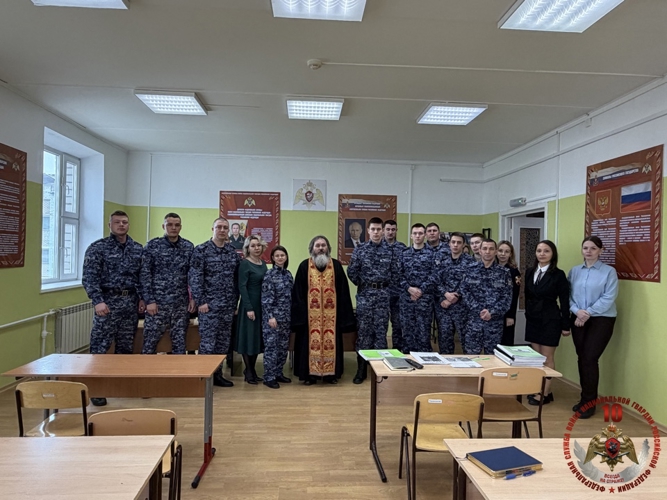 Для росгвардейцев НАО провели духовный урок о вечных ценностях в свете праздника Пасхи