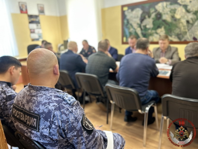 В Нарьян-Маре на Координационном совете Росгвардии обсудили усиление мер безопасности майских праздников