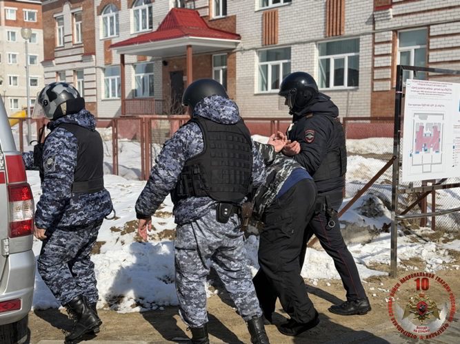 Росгвардия приняла участие в антитеррористическом учении в школах Нарьян-Мара