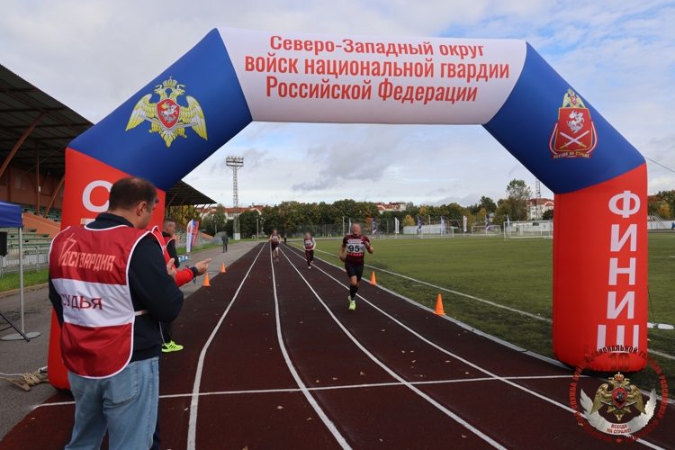 Росгвардейцы из НАО приняли участие в чемпионате по военно-спортивному многоборью СЗО Росгвардии в Санкт-Петербурге