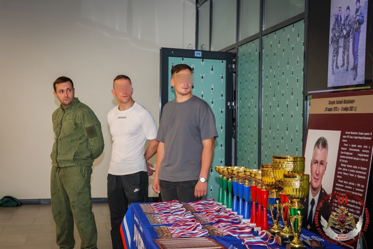 В Северо-Западном округе Росгвардии определили лучших пловцов