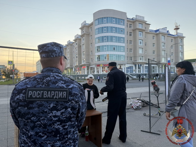Более 17 тысяч жителей и гостей Нарьян-Мара встретили праздник под охраной Росгвардии и полиции
